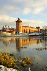 Fototapeta premium KOLOMNA, RUSSIA - November, 2013: Kolomna Kremlin and its reflec