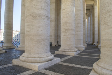 colonnato di piazza San Pietro a Roma 