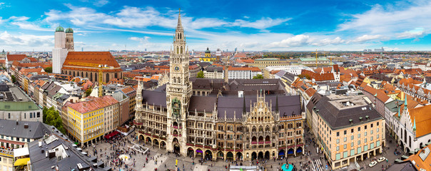 Fototapeta premium Aerial view on Marienplatz town hall