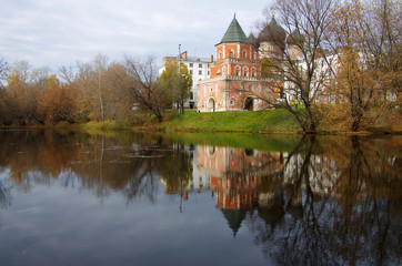 Fototapeta na wymiar MOSCOW, RUSSIA - October, 2015: The Estate Of The Romanovs In Iz