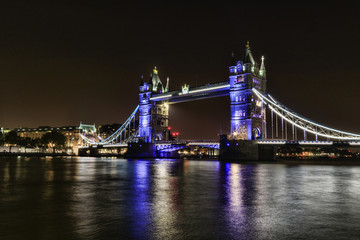 Fototapeta na wymiar Tower Bridge, London at night.
