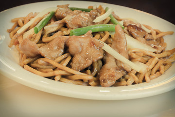 Chicken Lo Mein