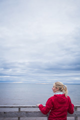 Fototapeta premium Looking at the Ocean on a cold Autumn Cloudy Day