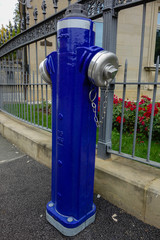 Blauer Hydrant