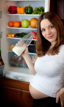 Healthy Eating: Pregnant Woman in the Kitchen.