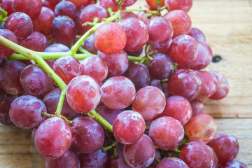 organic purple grapes