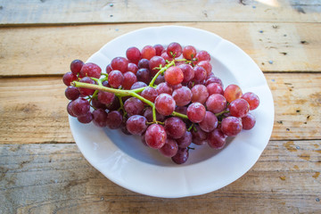 organic purple grapes