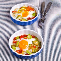 Fried eggs with vegetables
