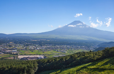 Fototapeta na wymiar Mountain Fuji and Oshino village in summer season