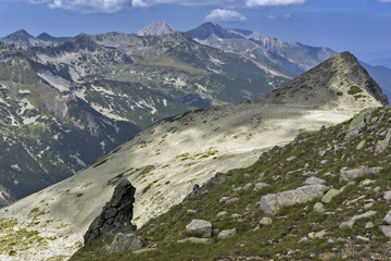 Fototapeta na wymiar Panorama of Gazey, Todorka and Vihren Peaks, Pirin Mountain, Bulgaria