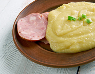 Pease pudding