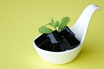 Thai dessert grass jelly
