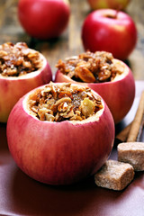 Baked apples with granola and honey