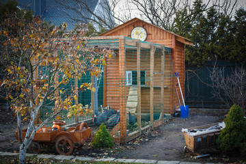 wooden chicken coop © Peredniankina