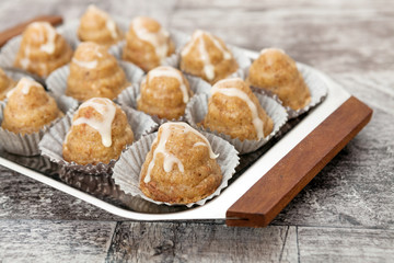 Small chocolate desserts