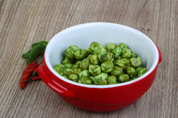 Wasabi peas