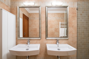 Bathroom for a couple