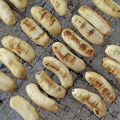 roasted banana grilled with hot charcoal