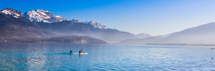 Sur le lac d'Annecy - obrazy, fototapety, plakaty