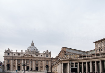 Fototapeta na wymiar vistas de la ciudad del Vaticano, Italia