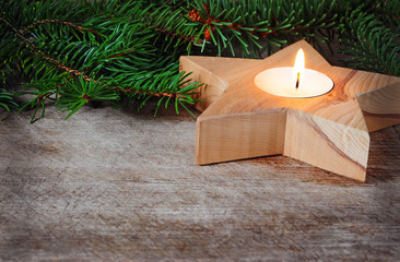 brennende Sternenkerze