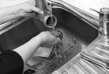 Washing A Mincer