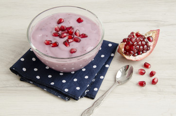 Yougurt with pomegranate