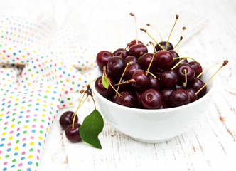 Bowl with cherries