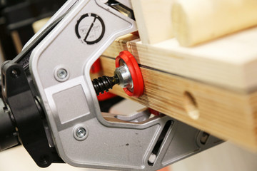 Clamp for gluing wood