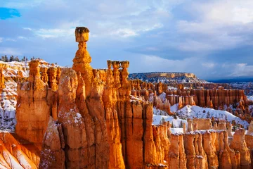 Gardinen Canyon thor hammer over snow, Bryce Canyon National Park, UT USA  © T.Yokoyama