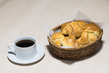 コーヒーとパン