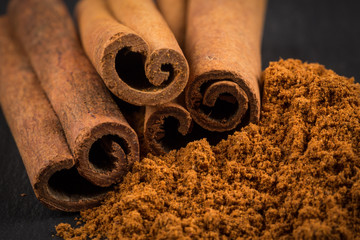 Cinnamon sticks with powder