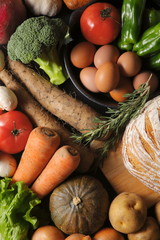 野菜とパンの集合イメージ　Vegetables and baguette set image