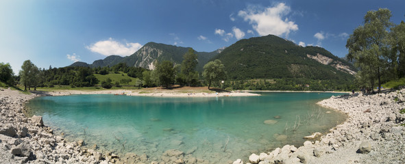Gebirgssee Lago Tenno in den Alpen,Italien
