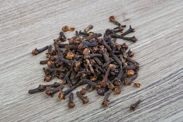 Cloves seeds
