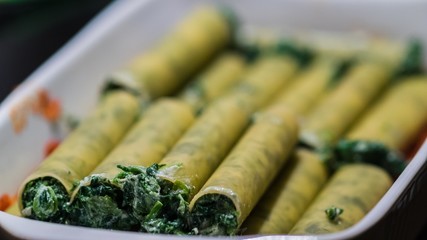 Cannelloni filled with spinach