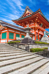 Naklejka premium Fushimi Inari Shrine kyoto osaka japan