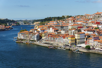 Fototapeta na wymiar Historic center city of Porto