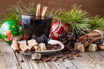 Xmas mulled wine with cinnamon stick