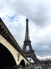 Fototapeta na wymiar Parigi, la Tour Eiffel
