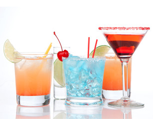 cocktails red alcohol cosmopolitan cocktailini cocktails glass a