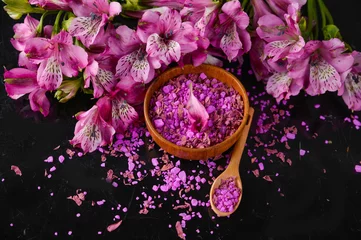 Rolgordijnen spa concept-pink orchid with bowl ,spoon © Mee Ting