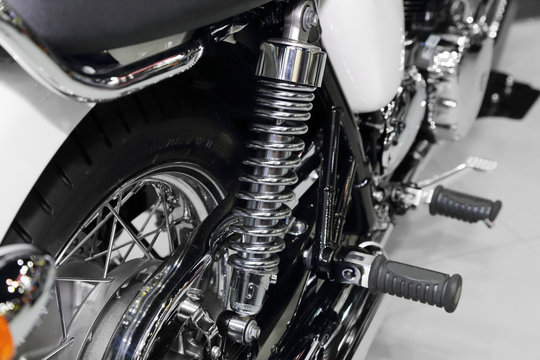 motorcycle shock absorber