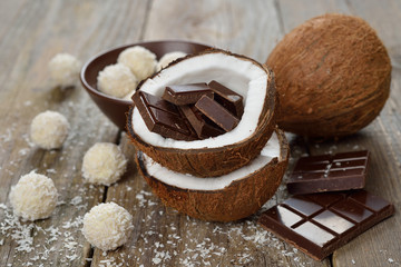 Chocolate, coconut and coconut pralines