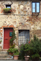 Fototapeta na wymiar Vecchia porta
