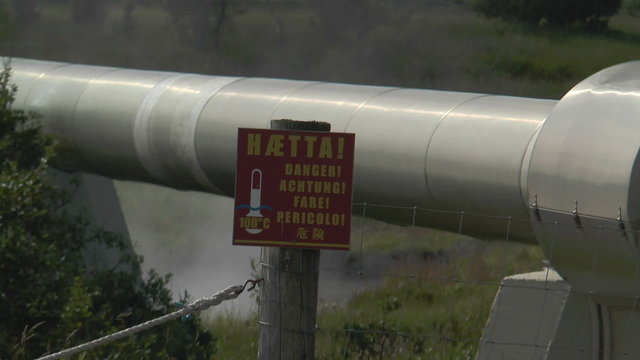 hot water pipeline in iceland for teleheating zoom out