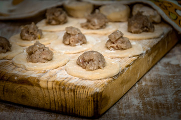 Preparation of meat dumplings