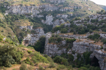 Fototapeta na wymiar Nekropolis Pantalica Grotte