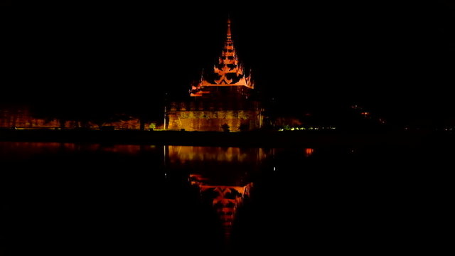 Enlightened pagode in Mandalay Myanmar at night