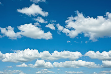 Fototapeta na wymiar blue sky, blue sky and miracle cloud